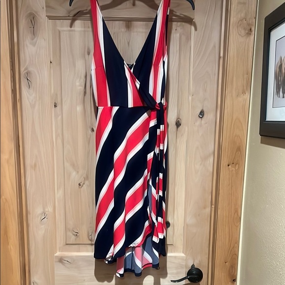 Express Elegant Striped Sleeveless Dress Sz small - Picture 3 of 6